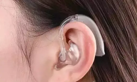 The effect of wearing a hearing aid